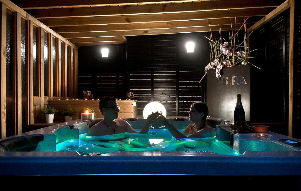 Les Bethunoises Spa & Grand-Place Béthune Buitenkant foto